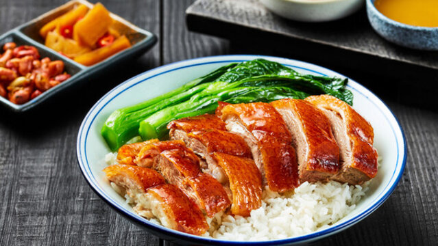脆皮燒鵝飯
