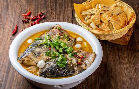 魚(yú)頭泡餅