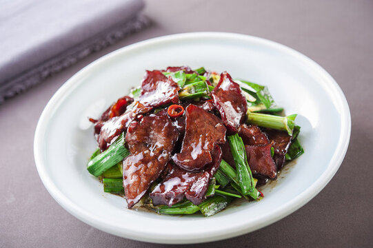 蒜香臘牛肉