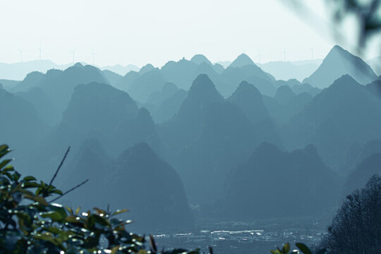萬(wàn)峰林