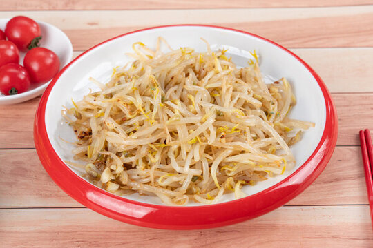 椒油拌豆芽