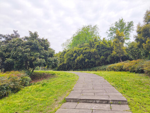 公園石板路