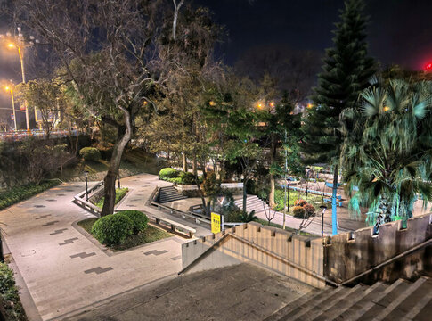西江濱公園