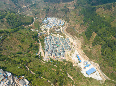 拆遷下去的冰島新寨