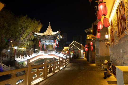 臨夏旅游