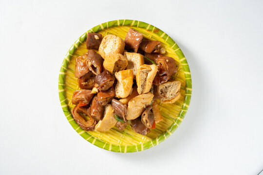 豆腐泡炒肥腸