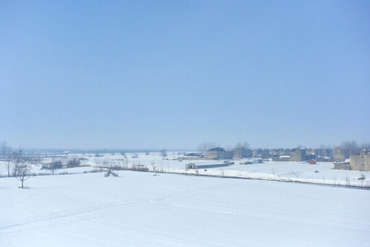 鄉(xiāng)村的雪地
