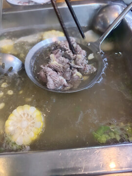 牛肉火鍋