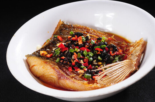 豆辣蒸腌魚