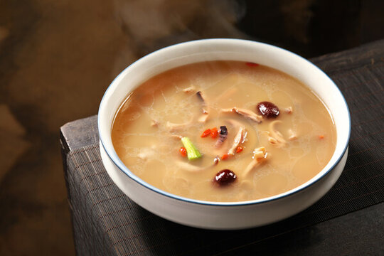 墨魚(yú)肚片湯