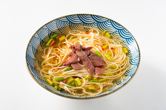 蒜苔牛肉湯面