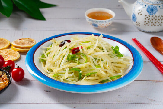 鄒皮椒炒土豆絲