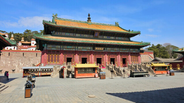 承德普寧寺大雄寶殿