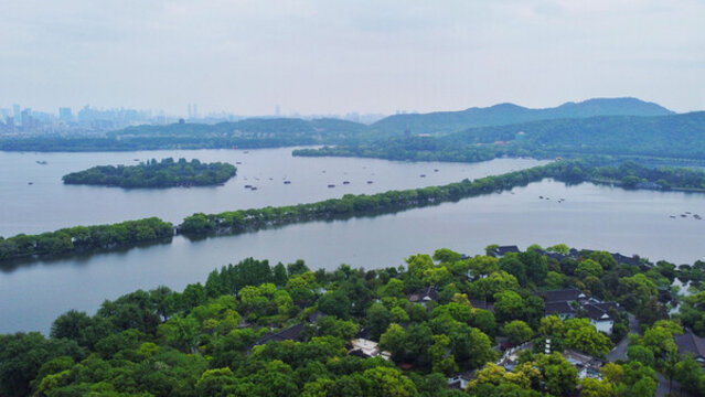 杭州西湖蘇堤白堤春天綠色風(fēng)景
