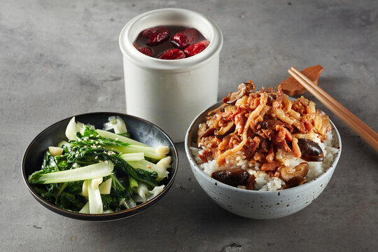 香菇肉絲飯