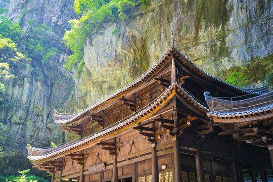 重慶武隆后坪鄉(xiāng)天坑群建筑景觀