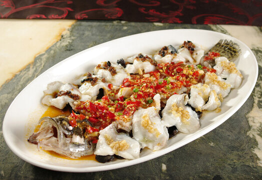 三色蒸桂魚