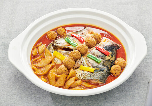 金牛湖大魚(yú)頭燉手工肉圓