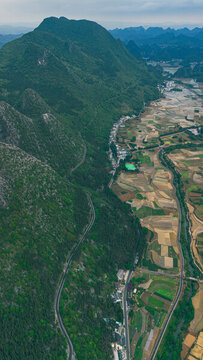 萬(wàn)峰林