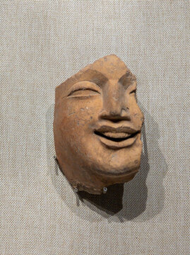 深圳市博物館展出的北魏文物佛像