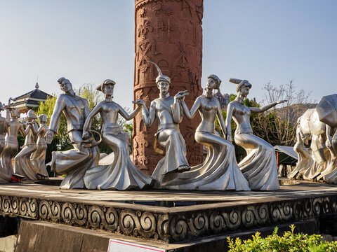 西昌涼山民族風(fēng)情園