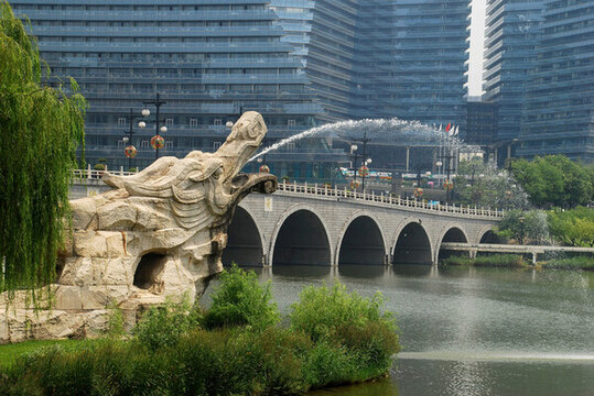 石雕龍頭噴水