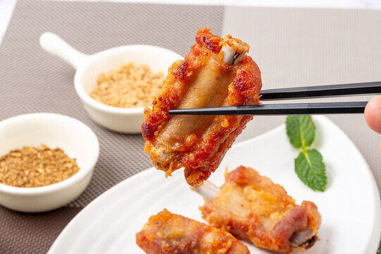 蒜香炸排骨