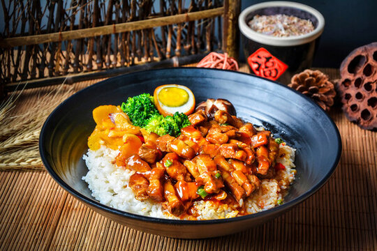 臺灣鹵肉飯