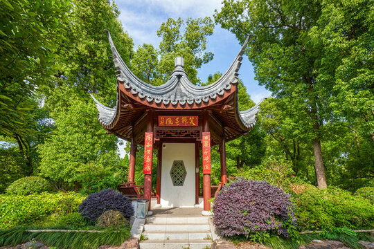公園涼亭