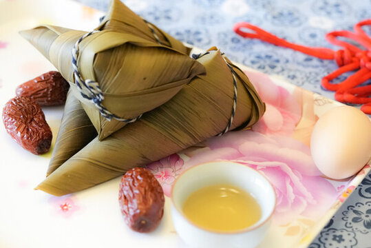 中國傳統(tǒng)節(jié)日端午節(jié)的粽子