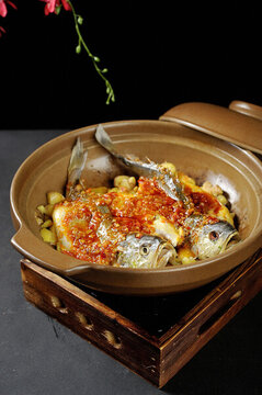 砂鍋小黃魚(yú)