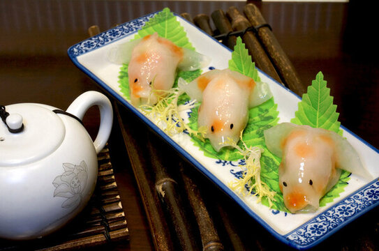 海蜇鮮蝦金魚(yú)餃