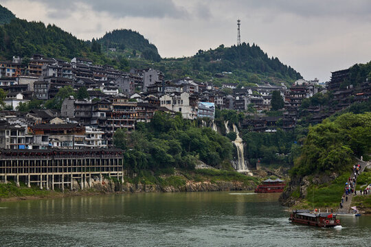 湖南省湘西州芙蓉鎮(zhèn)風(fēng)光