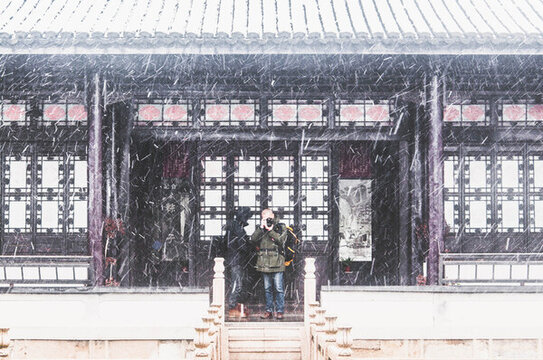 下雪天攝影師創(chuàng)作現(xiàn)場(chǎng)