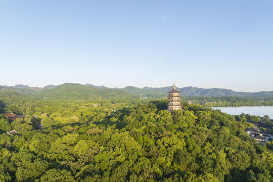 杭州西湖雷峰塔山水景觀