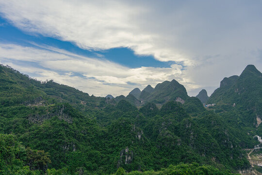 興義萬(wàn)峰林