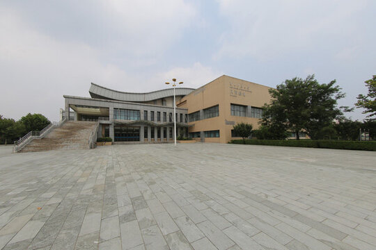 河北科技大學風雨操場