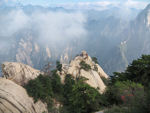 鷂子翻身華山景點(diǎn)