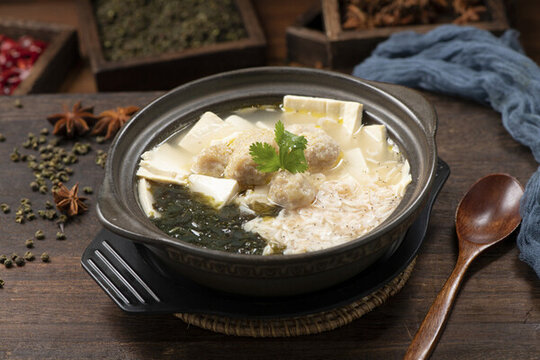 丸子豆腐砂鍋