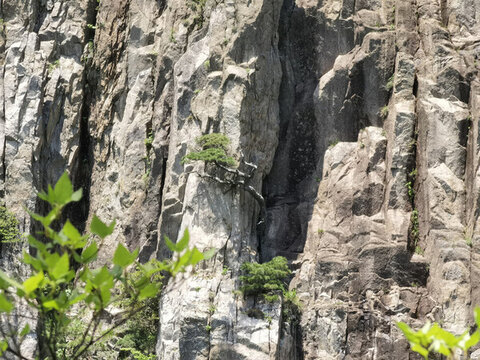 黃山石床峰