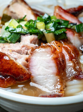 東莞特色美食叉燒燒鵝瀨粉