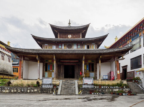 丙中洛普化寺