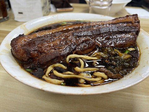 大骨面