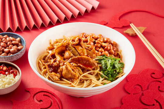 肥腸拌粉