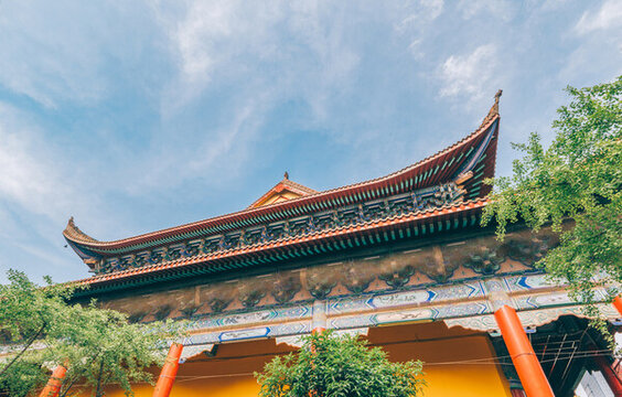 佛教寺廟佛殿屋檐長沙古開福寺