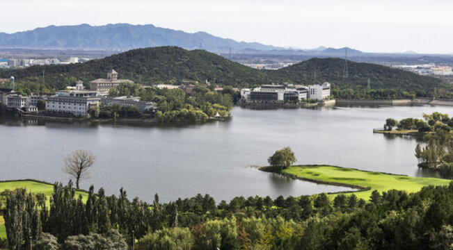 雁棲湖高爾夫球場