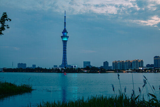 現(xiàn)代城市夜景