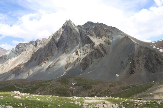 光禿禿山