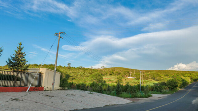 哈樂鎮(zhèn)大蘭旗村