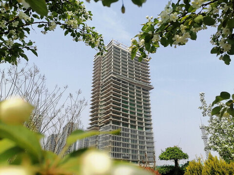 建設(shè)中的高樓